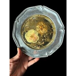 Vintage Round 1970's Lucite/Resin Trivet Hot Pad Pressed Dried Flowers Frame
